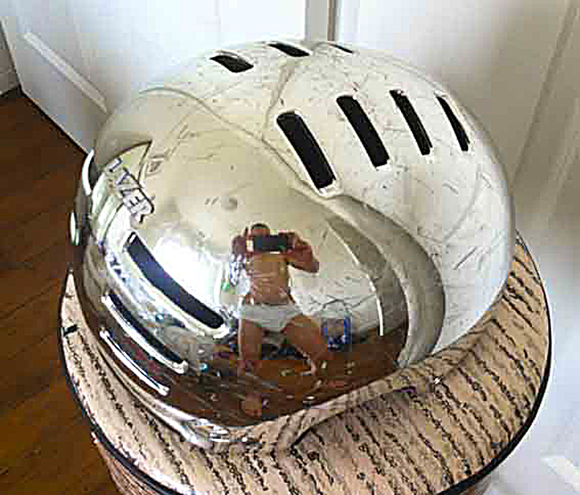 Accidental Nude Photos Reflected in Objects People Were Selling on Ebay - VICE