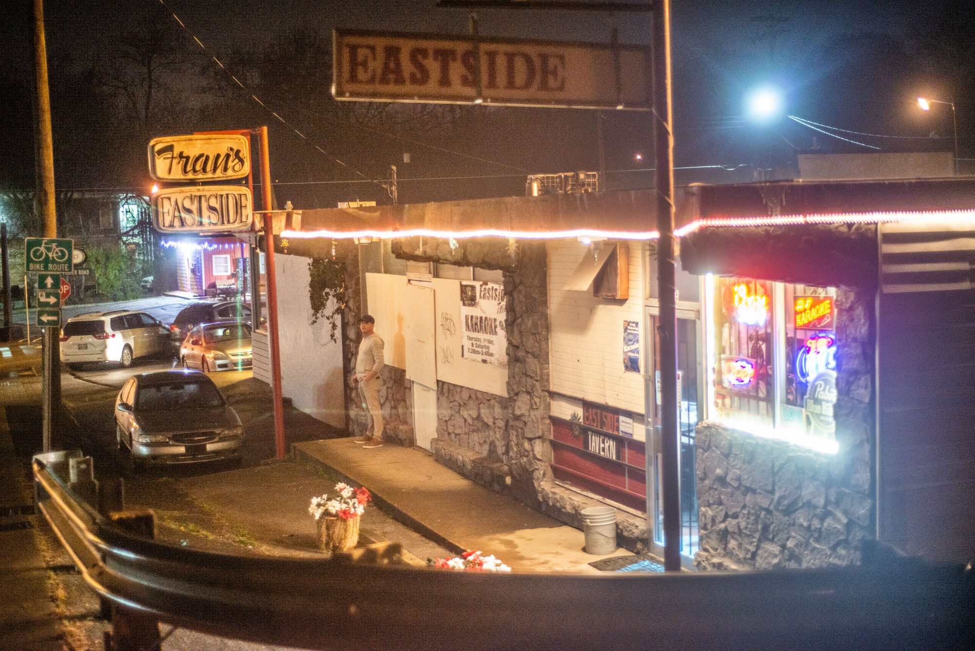 Fran's Eastside Is the Best Dive Bar in Nashville VICE