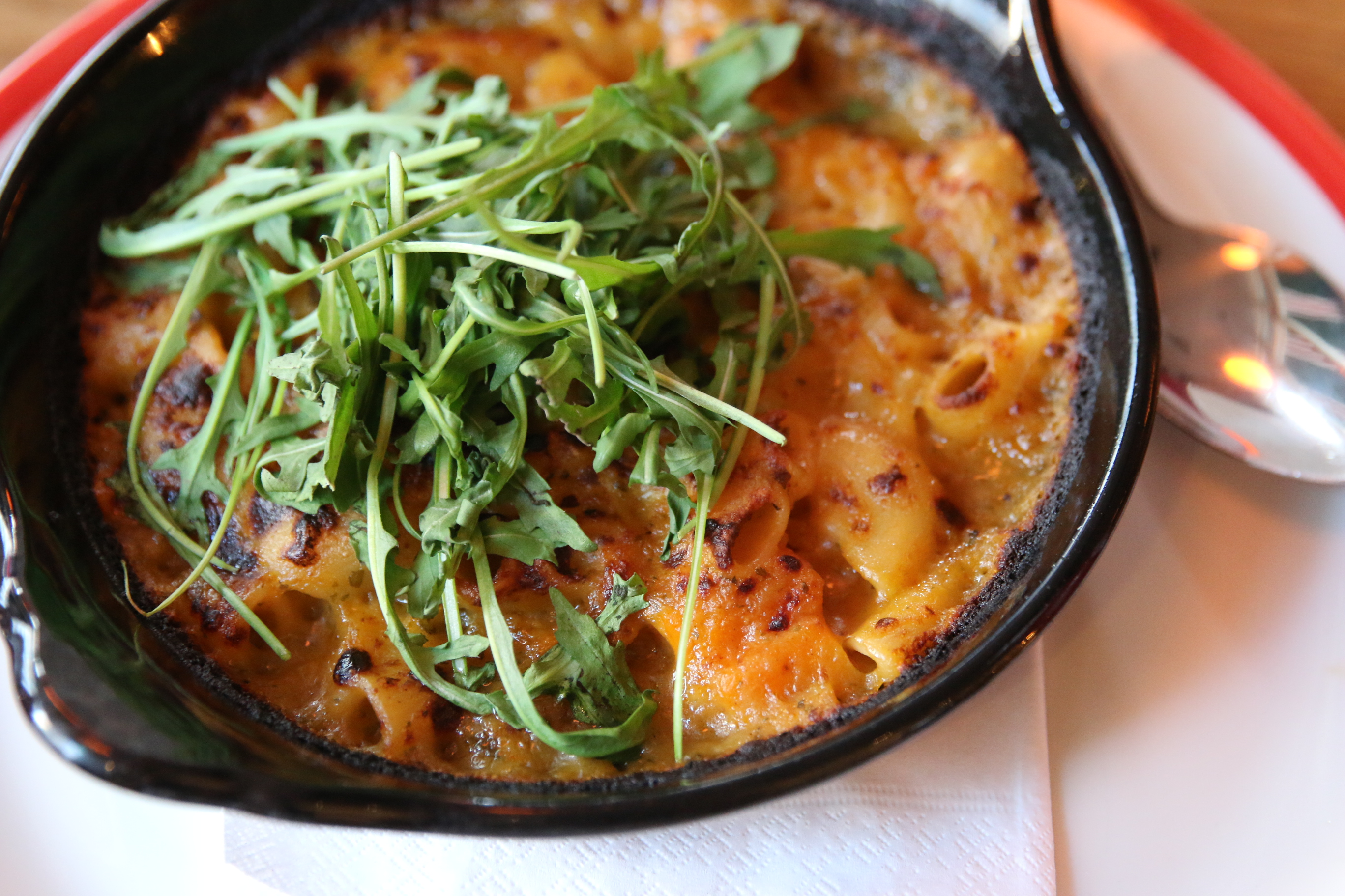 We Tried the Vegan Fast Foods That Let You Eat Garbage All Veganuary