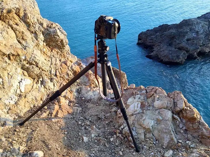 How to Level and Position a Tripod Correctly Videogearspro(03)