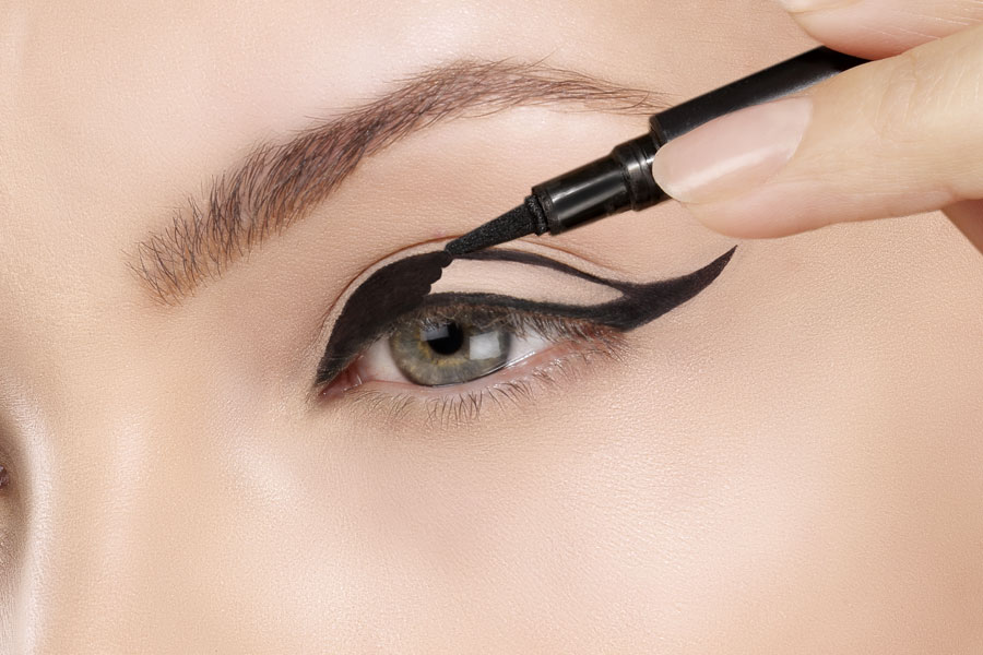 The Ultimate Guide To Cat Eye Makeup A StepByStep Tutorial