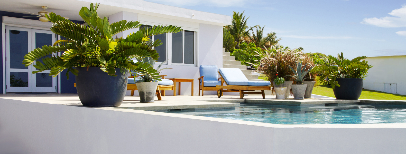 Rainbow Realty, Vieques, PR