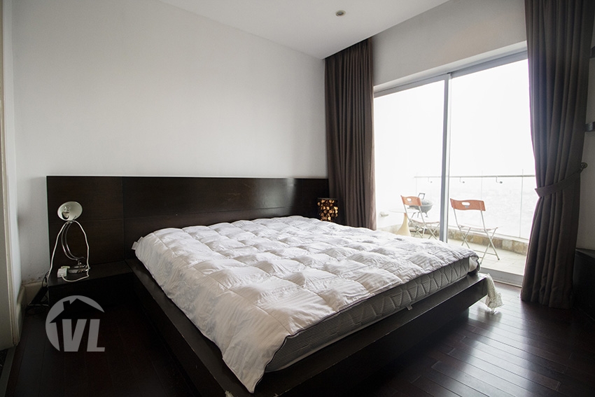 lake view 3 bedroom apartment for rent in Golden Westlake for rent