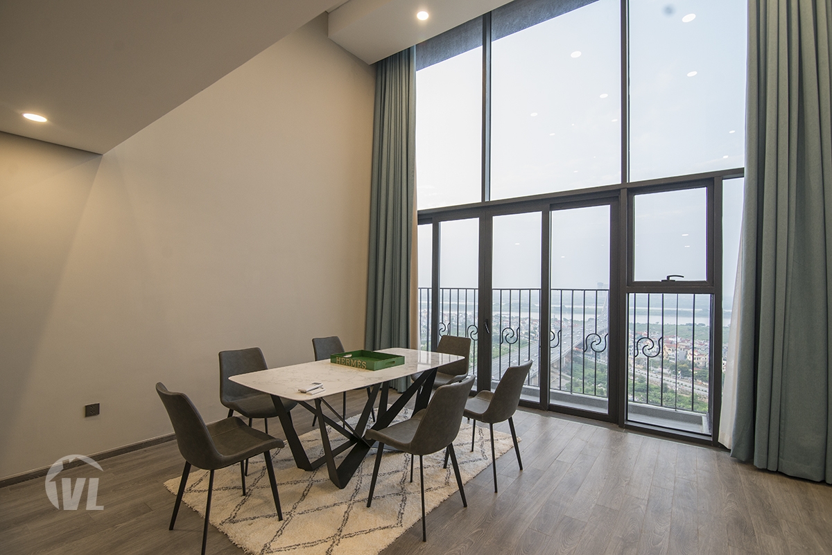 good price 3 bedroom apartment for rent in PentStudio Tay Ho