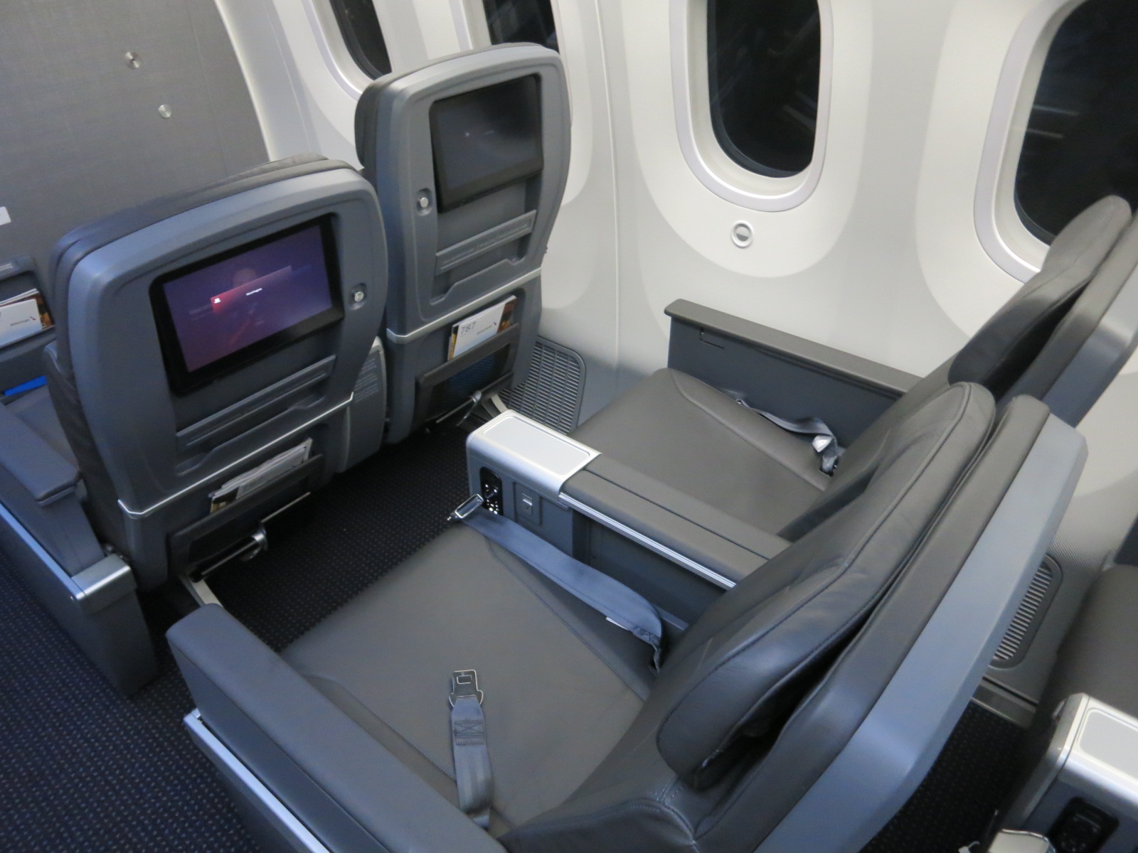 American Airlines Will Now Sell You a Premium Economy Seat on (Some
