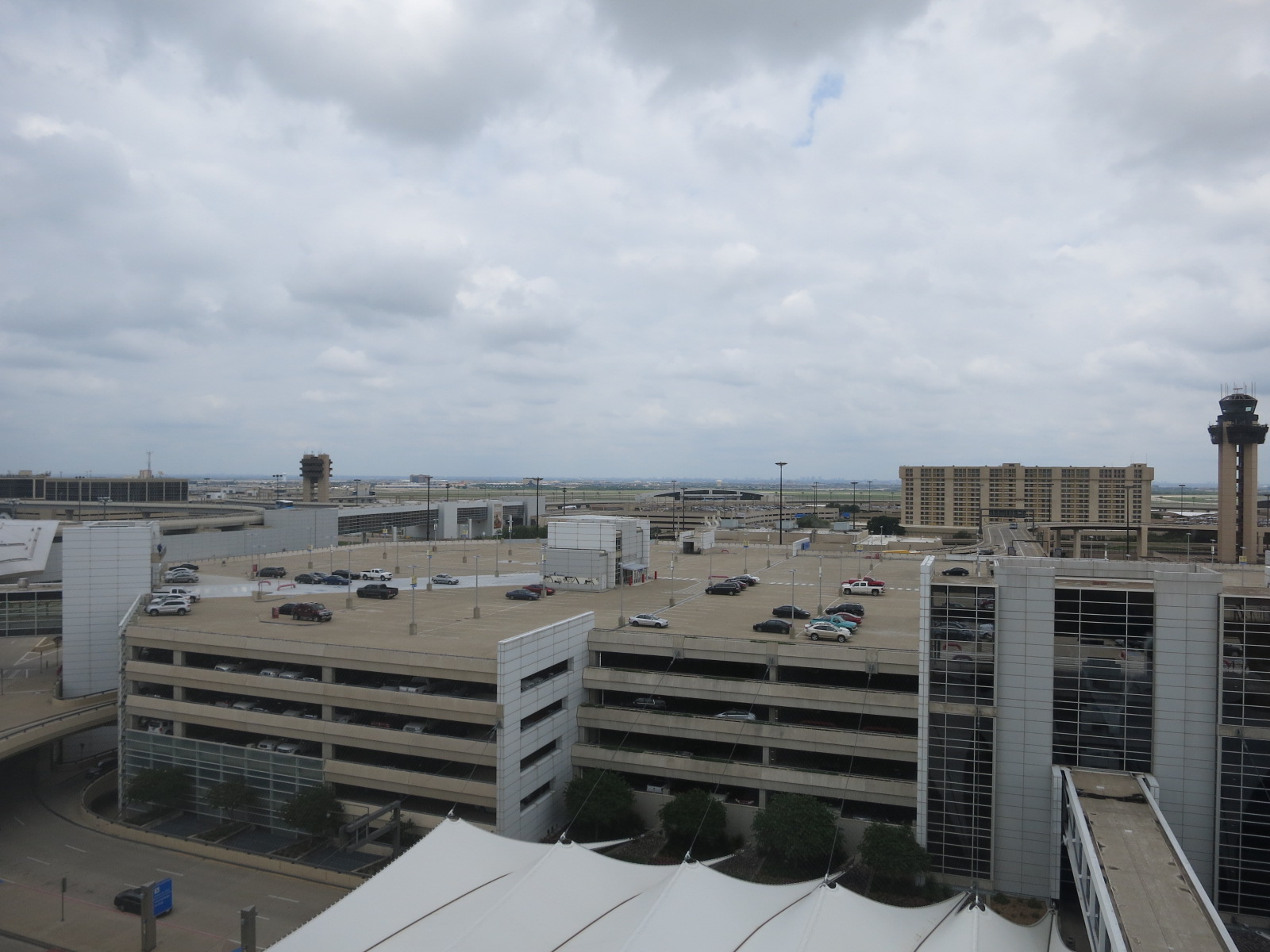 Review Grand Hyatt DFW, an Amazing Airport Hotel With Great Diamond