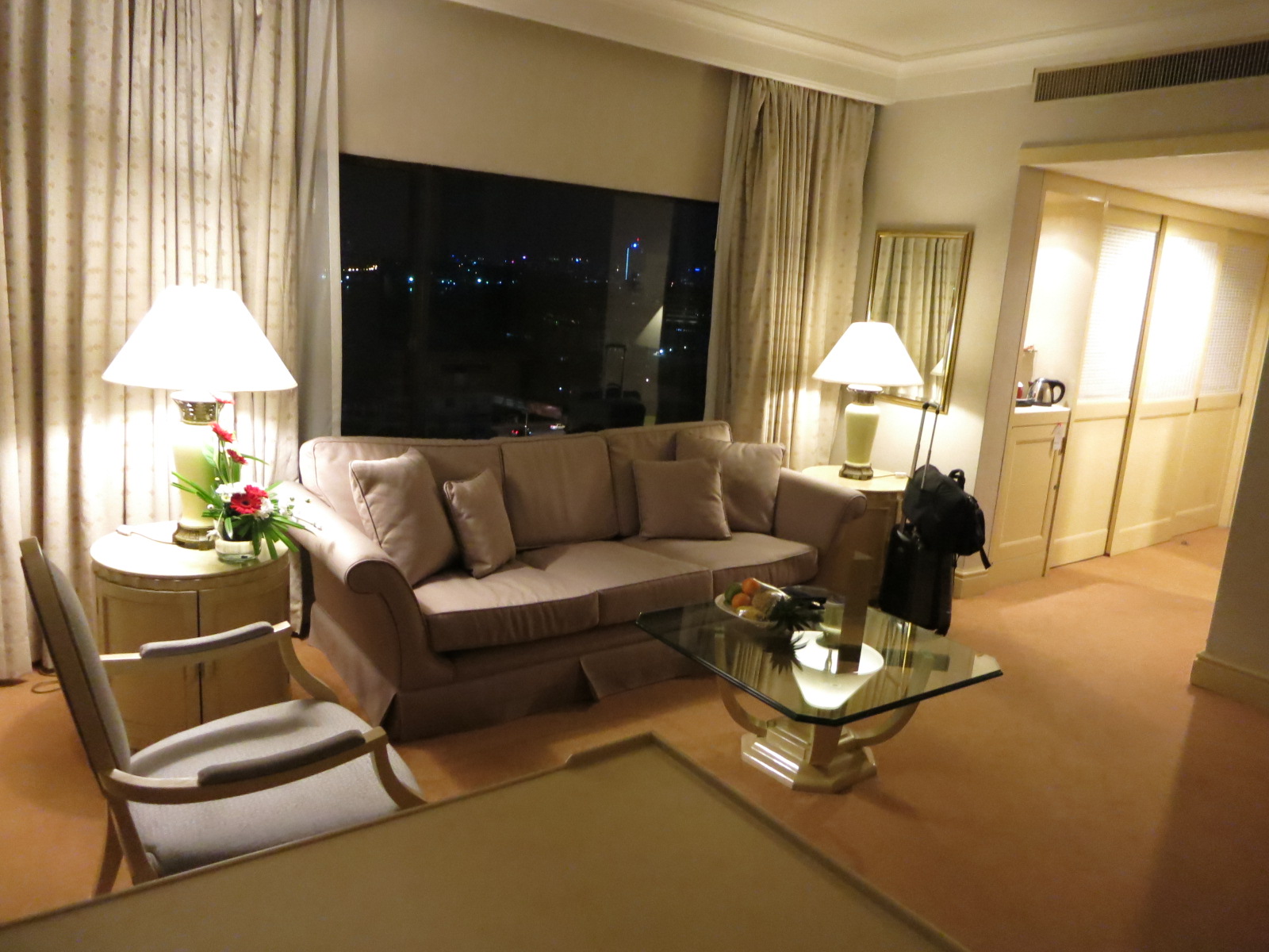 Diamond Members Hilton Offering Roll Over Elite Nights Through End of