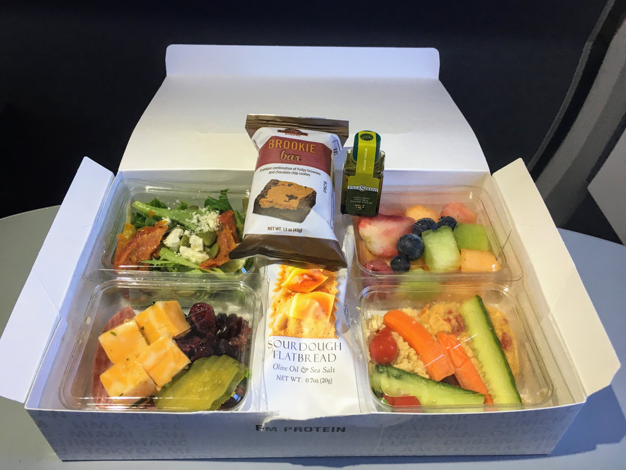 American Airlines To Start Feeding First Class Passengers On 900+ Mile