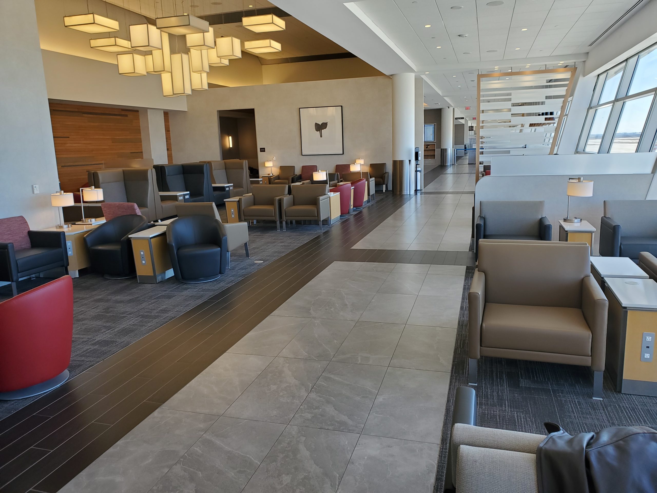 American's DFW Airport Flagship Lounge Is, Actually, Secretly Open For