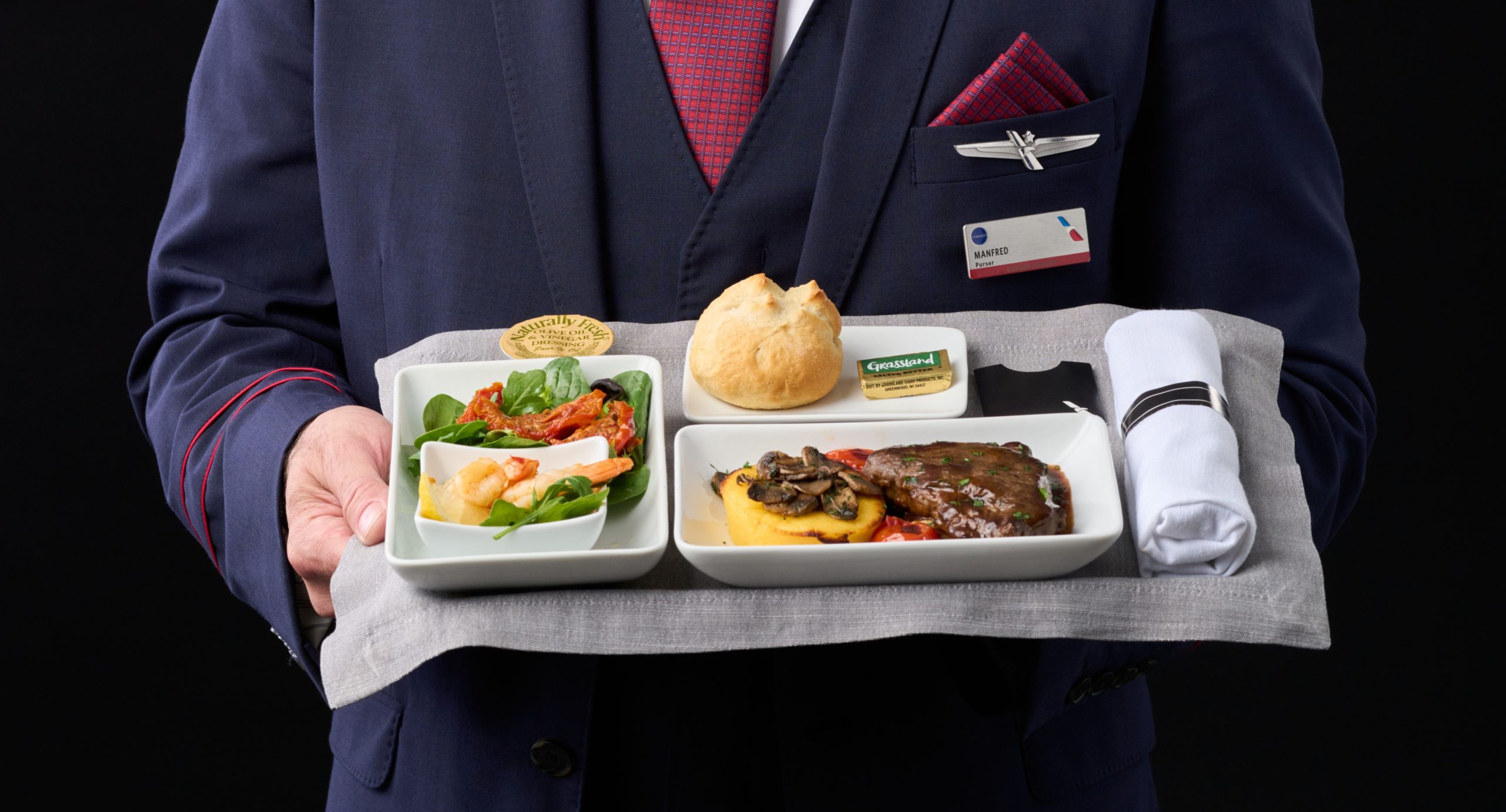 Hot Meals, Predeparture Beverages Returning To American Airlines First