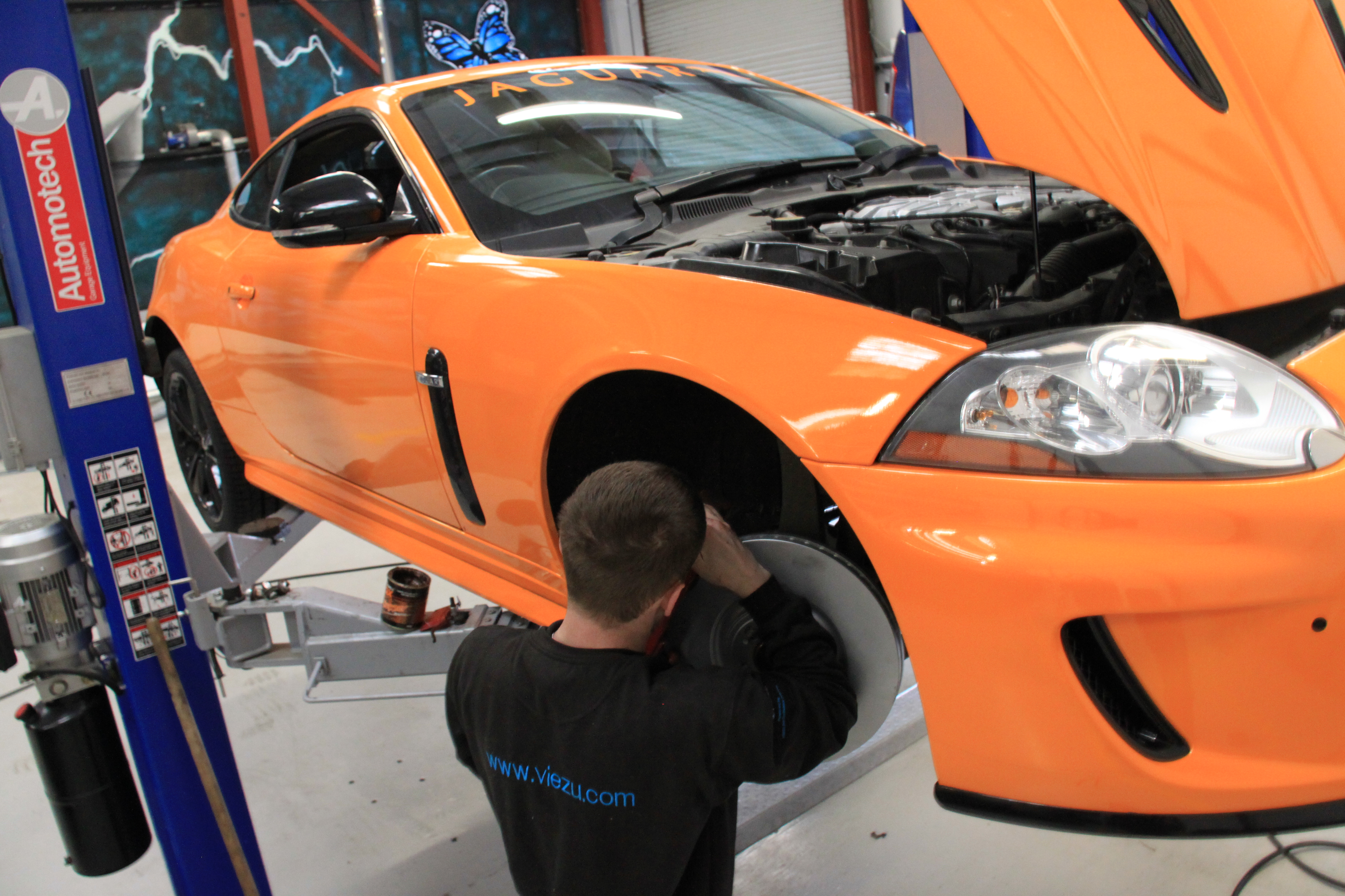 Specialist Jaguar, Land Rover Servicing and Maintenance