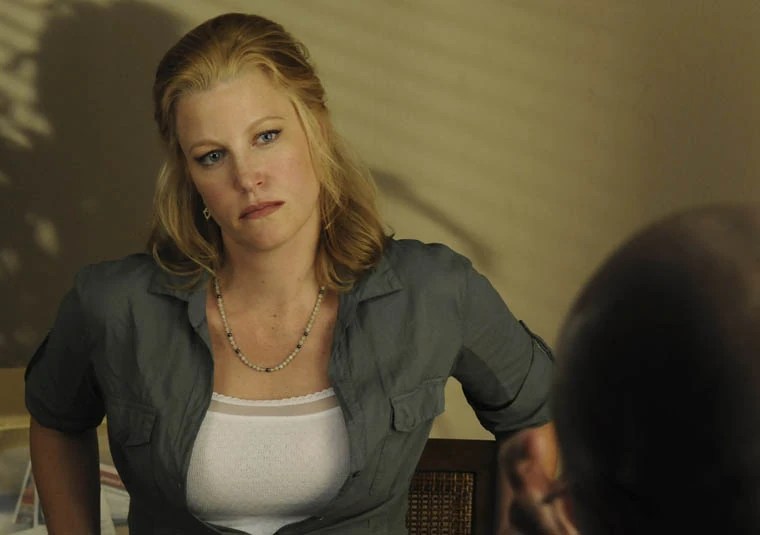 Image Episode1Skyler760.jpg Breaking Bad Wiki FANDOM powered
