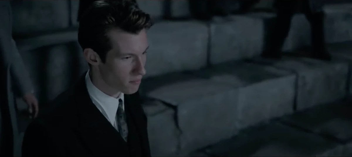 Dumbledore and Theseus Have an Unexplored Past in ‘Fantastic Beasts