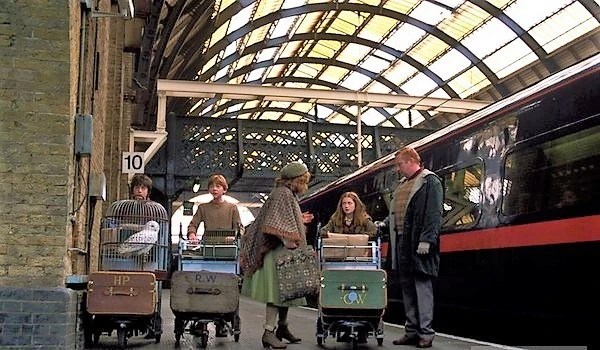 King's Cross Station Harry Potter Wiki FANDOM powered by Wikia