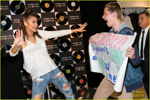 Image Zendayataylorswiftbadbloodgenius14.jpg Shake It Up Wiki