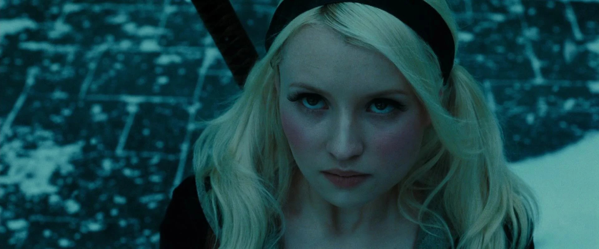 Image Babydoll, as she is about to face the samurai.jpg