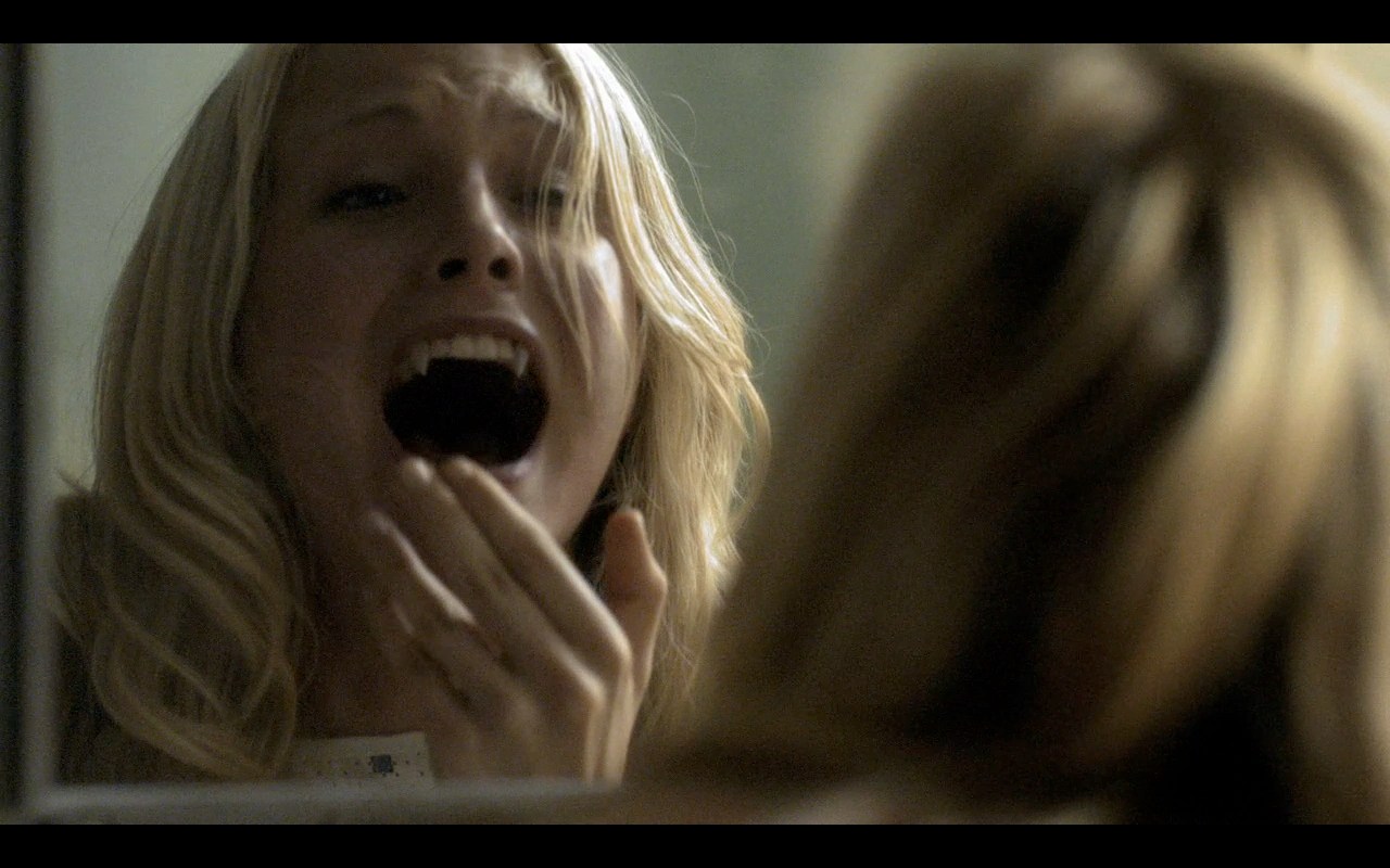 Image Caroline in her transfomation.png The Vampire Diaries Wiki