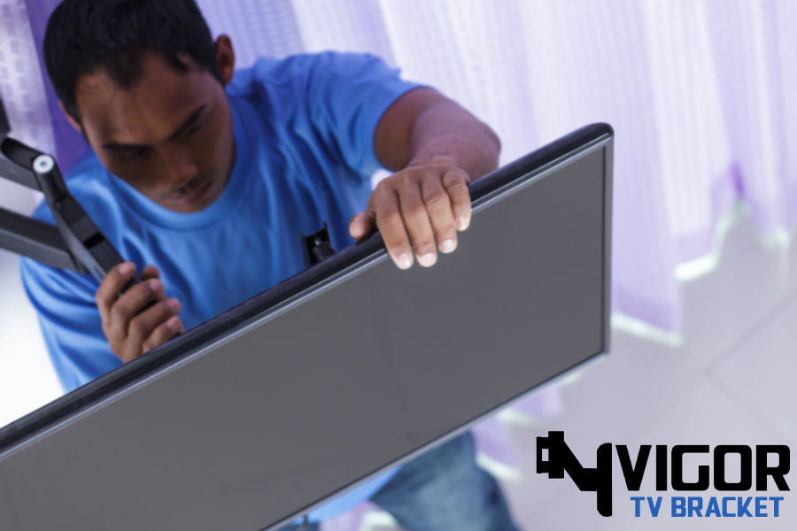 5 Reasons You Should Engage A Professional To Install Your TV Bracket