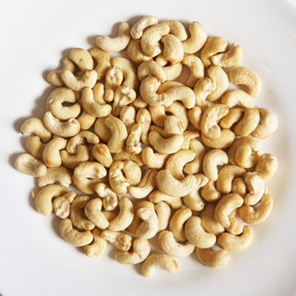Cashew Nuts SK2 Vietnamese cashew nuts