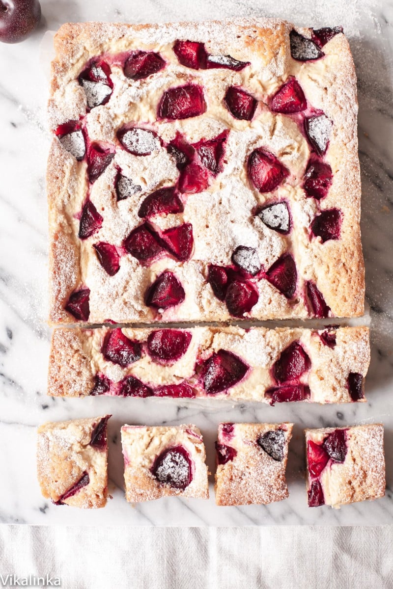 Rustic Plum Cheesecake Vikalinka