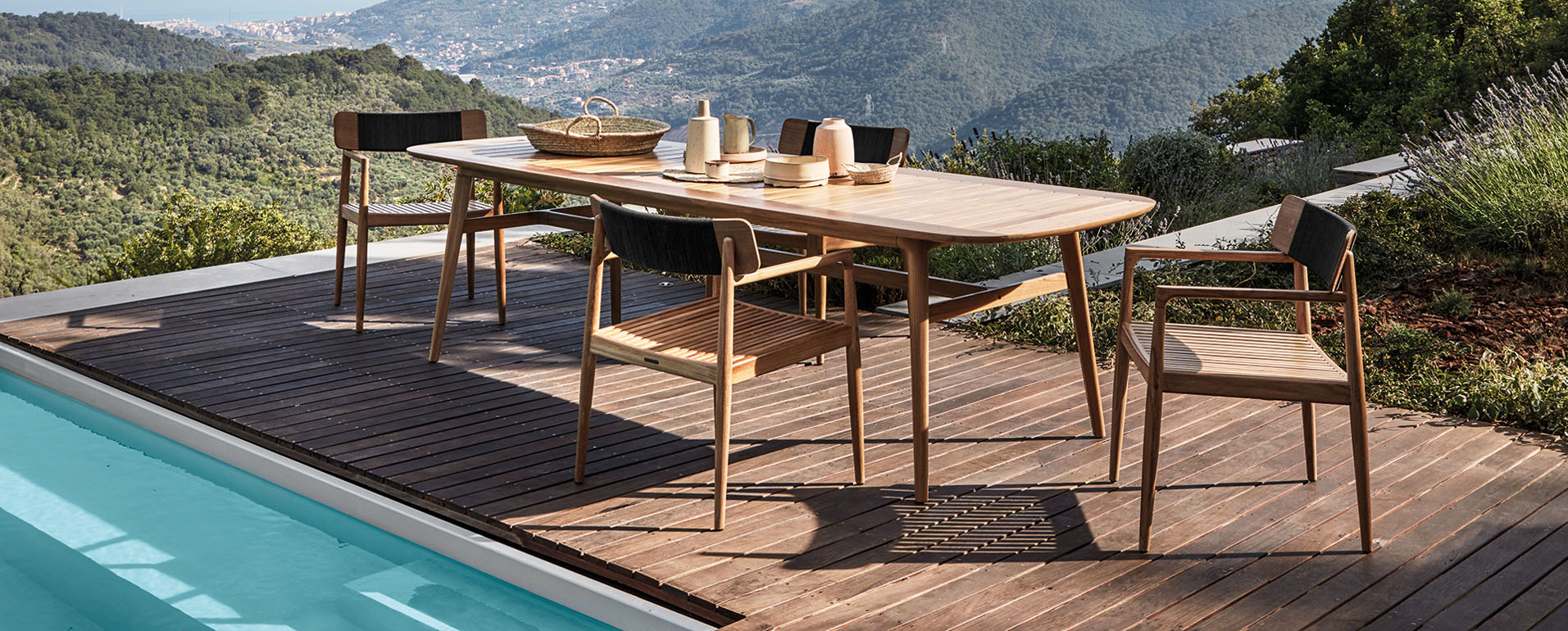 Gloster, Outdoor Furniture Villa Terrazza Patio Furniture, Sonoma 7079338286