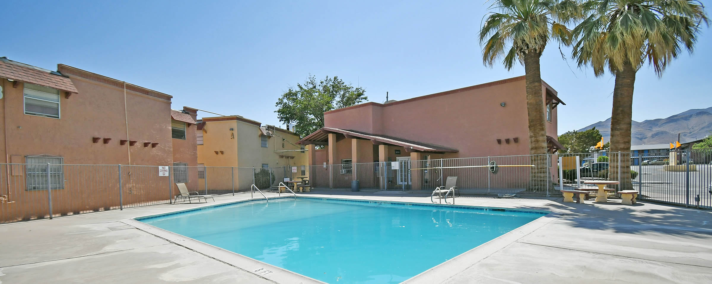 Villa Ciento Apartments in El Paso, TX (915) 7519000