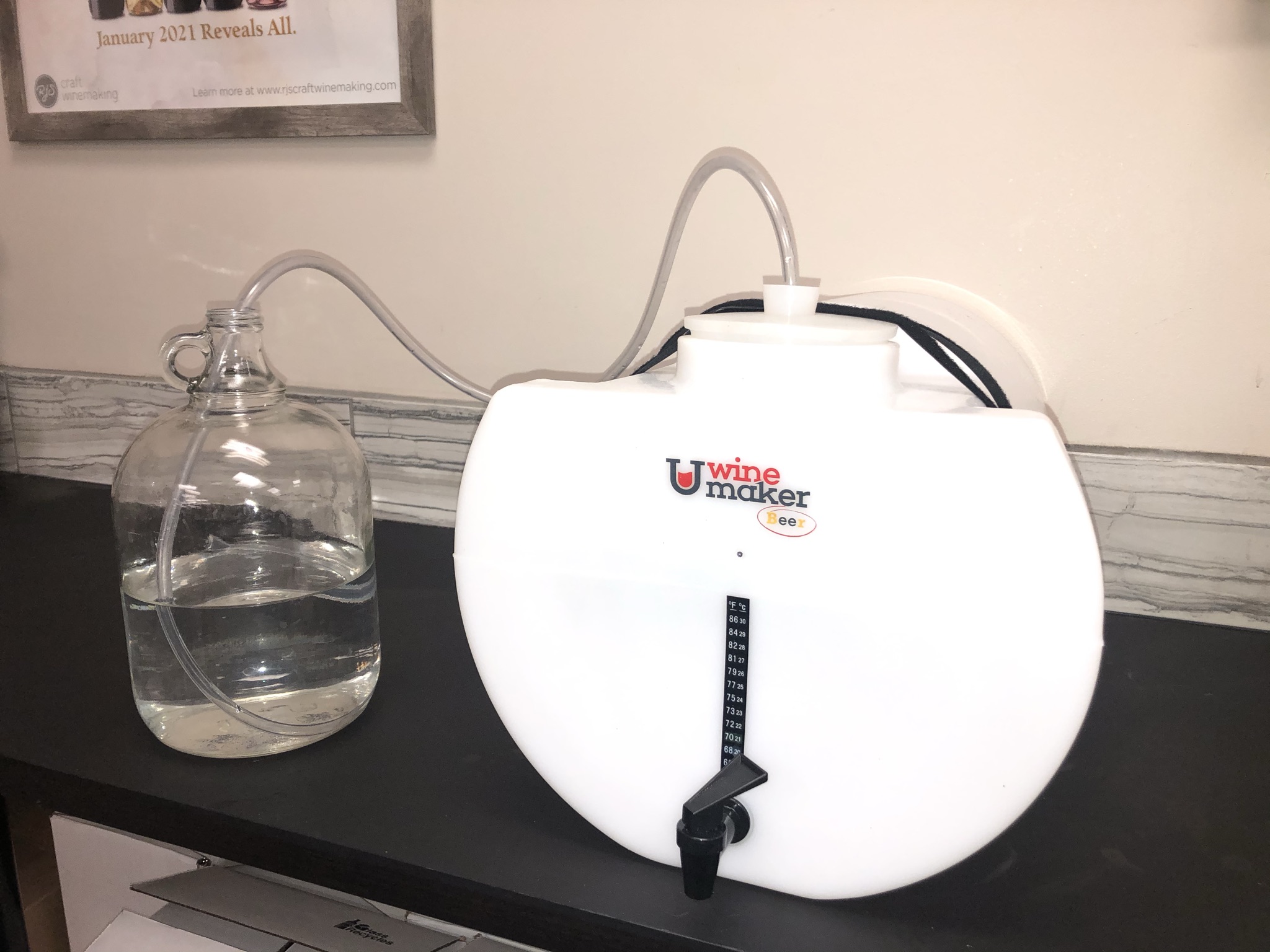 UWinemaker Easy Home Wine Making Village Craft Winemaker