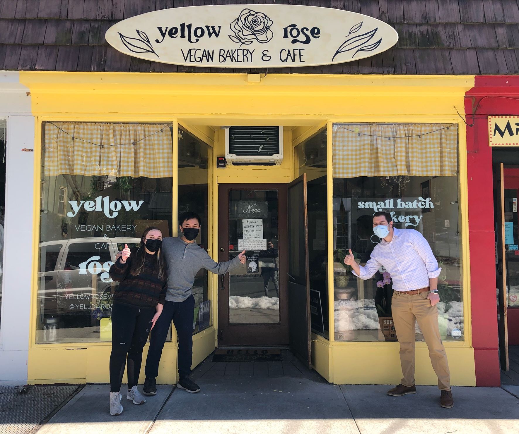 Yellow Rose Vegan Bakery and Café in Maplewood is Now Kosher The