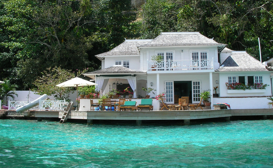 Spacious 3 bedrooms villa at the Blue Lagoon