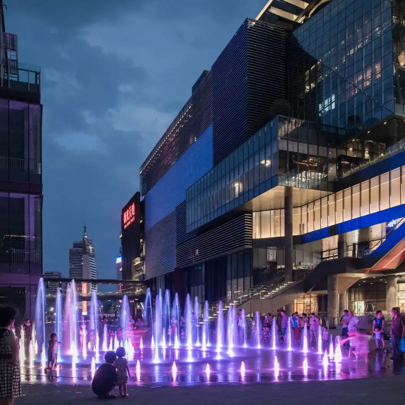 Commercial Street Fountain Vincentaa