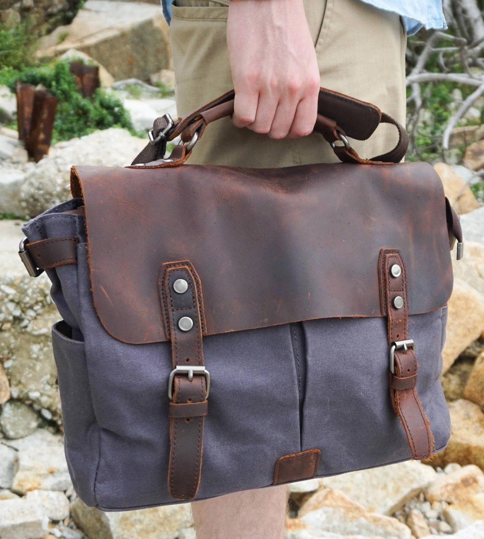 Zutphen Camera Shoulder Bag Vincov Camera Bags and Cases