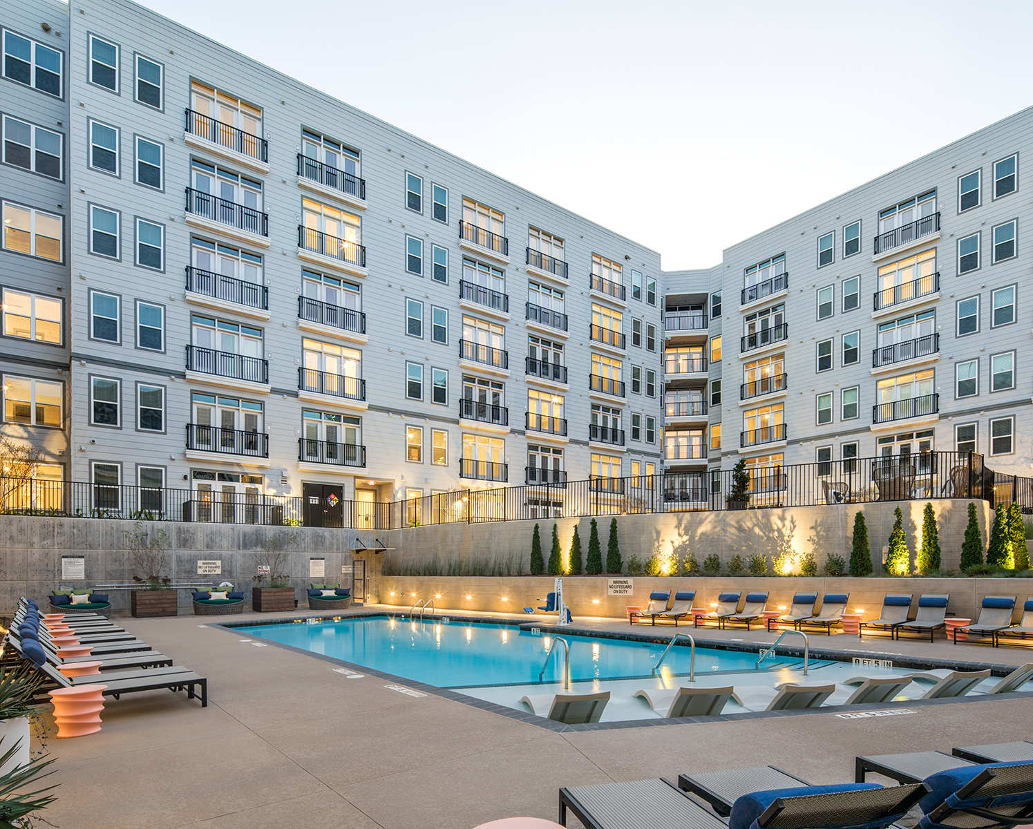 Apartments with Saltwater Pool and Sundeck Vine North Hills