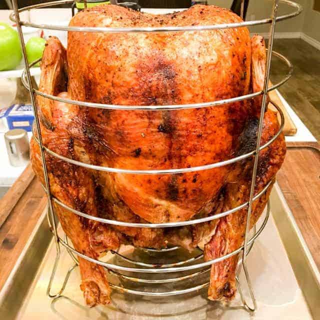 Quick Answer: How Long To Cook Turkey In Char Broil Big Easy? - March 2022 Vintage Kitchen
