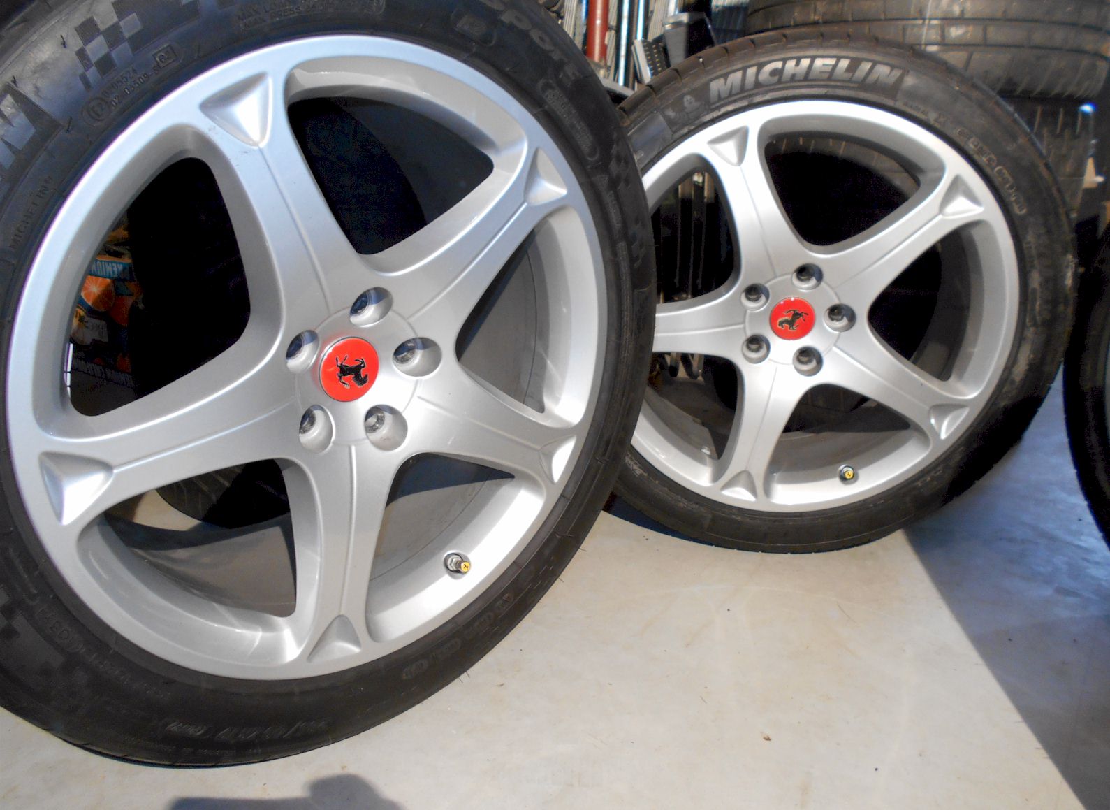 Ferrari California Rim Kit with Michelin Tires