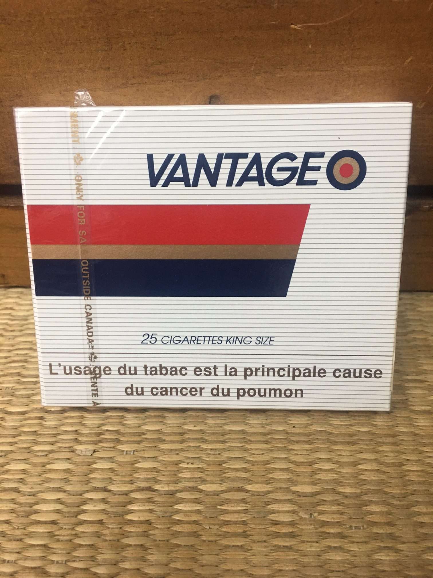 Vantage King Size Cigarette Hard Box by Macdonald Inc. Montreal Canada