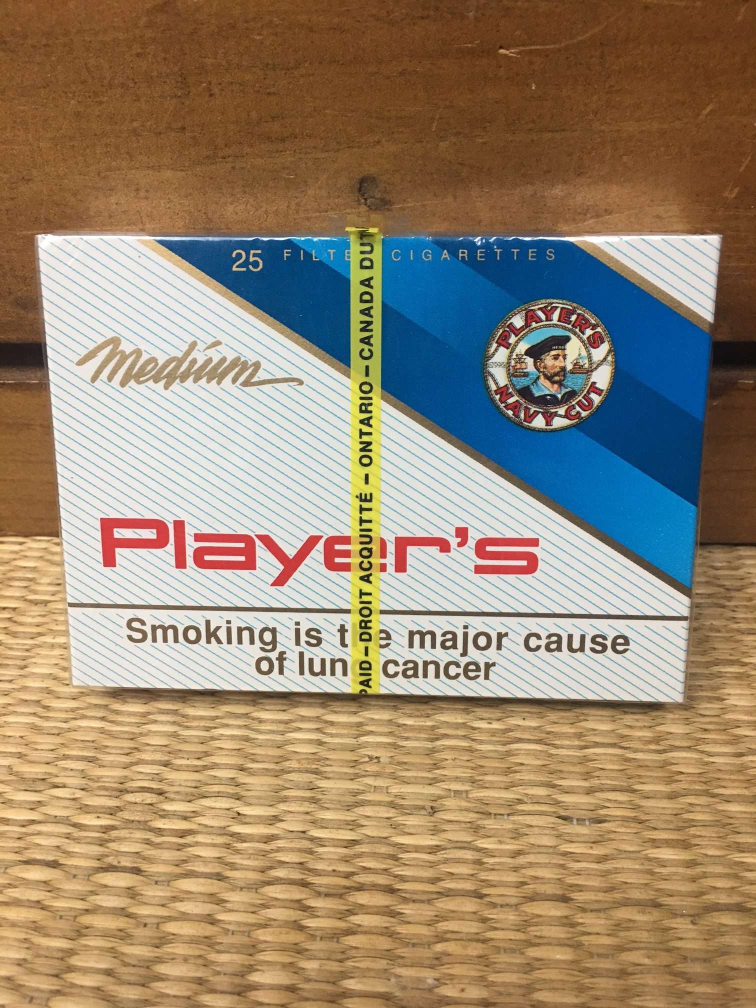 Player’s Navy Cut Medium Cigarette Hard Box! Imperial Tobacco Montreal