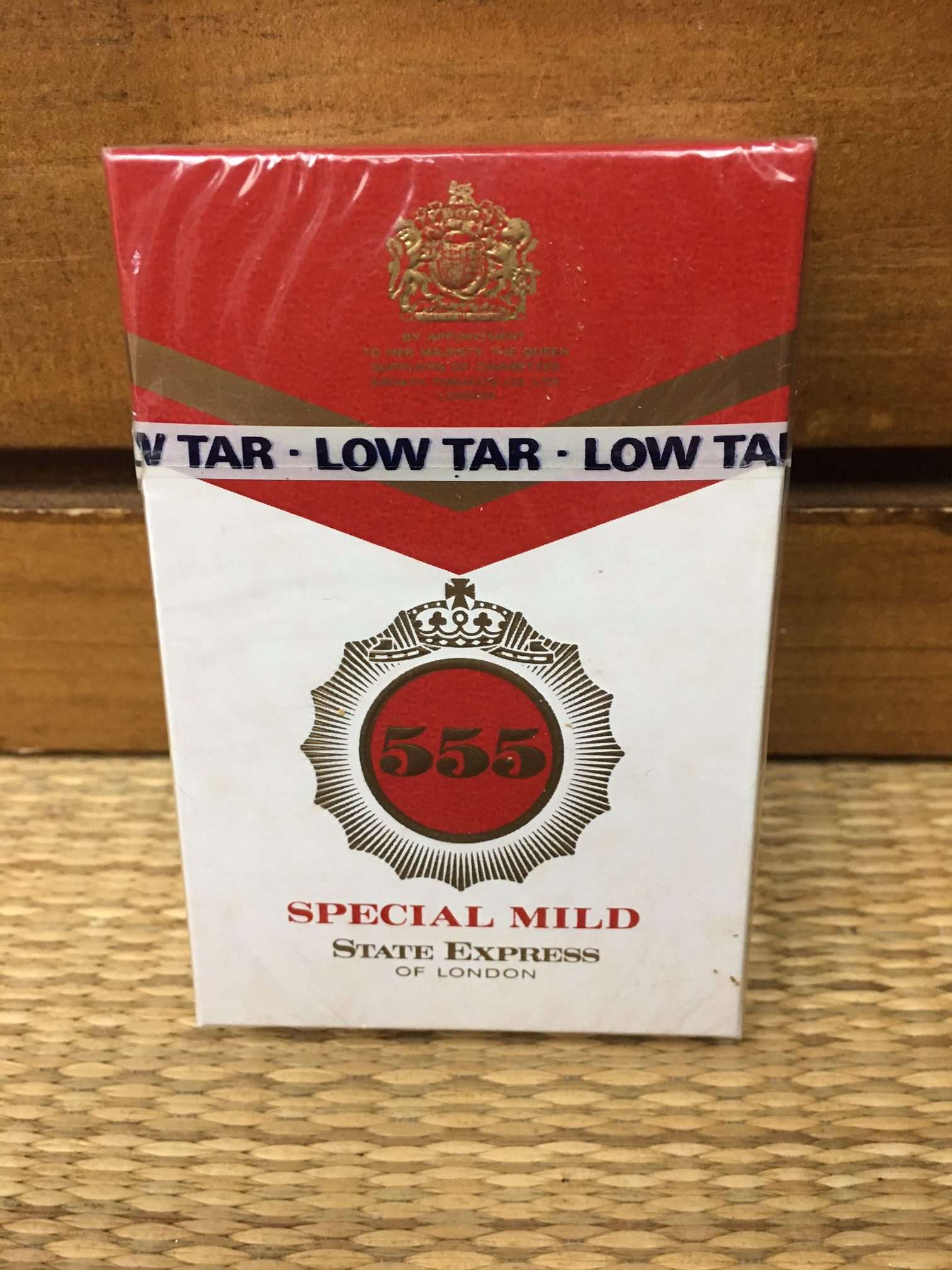 555 State Express of London Special Mild Cigarette Hard Pack! Danly's Vintage Cigarette Packs