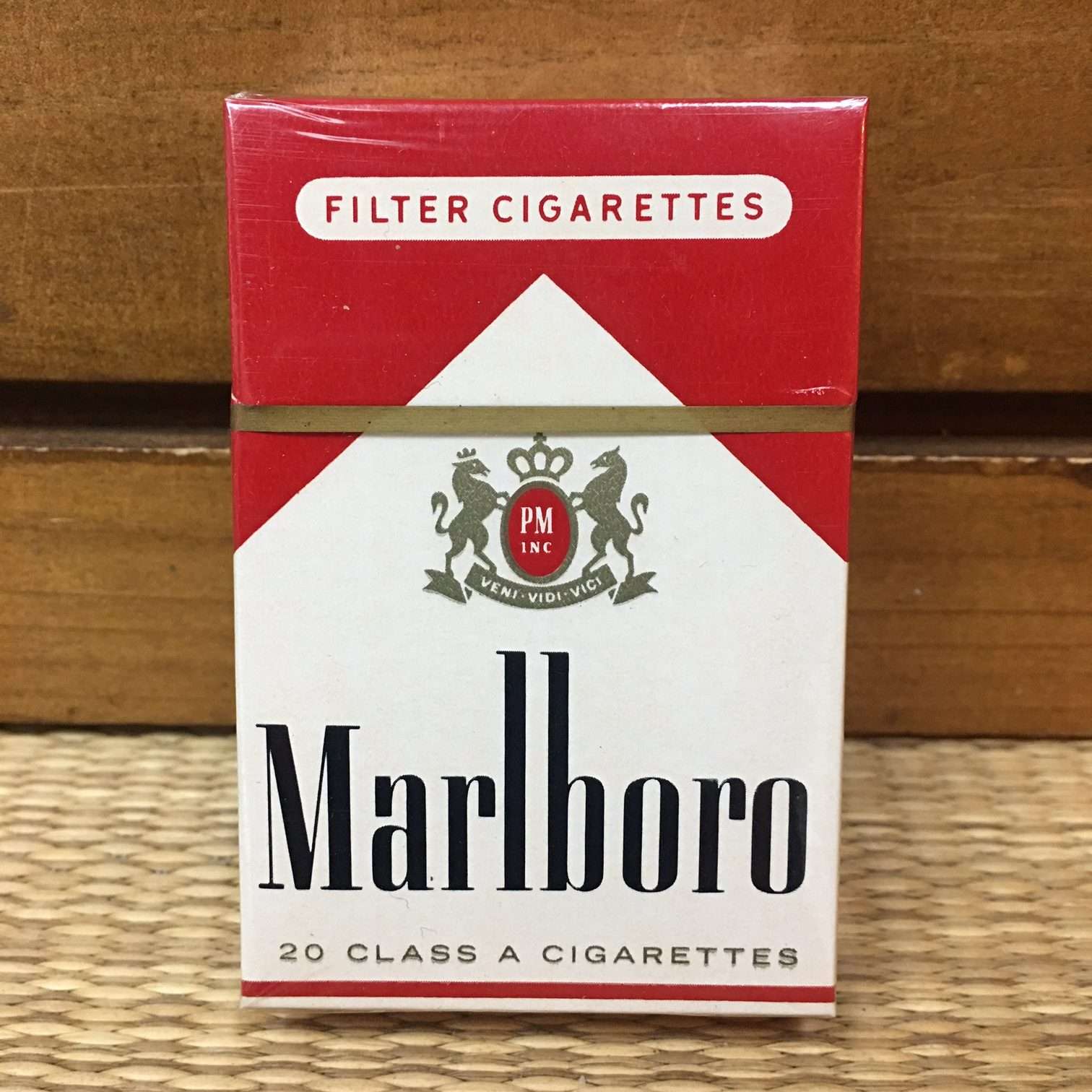 1959/60 Marlboro Cigarette Hard Pack for use Outside the US by Philip