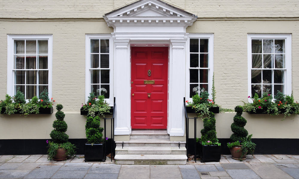 Red Door Meaning 7 Symbolism You Need To Know Vintage Dava