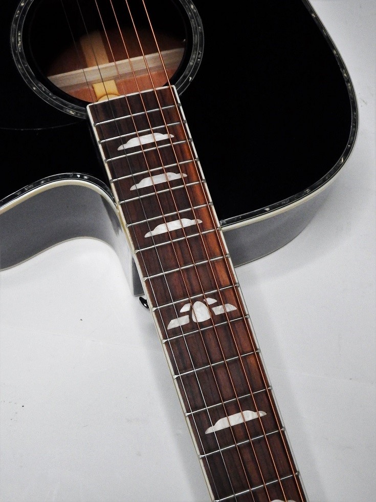 Keith Urban Acoustic Guitar Vintage Sax