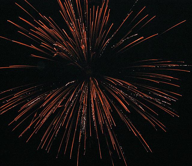 Vinton Today Fireworks bring thousands to Vinton for annual Boomtown