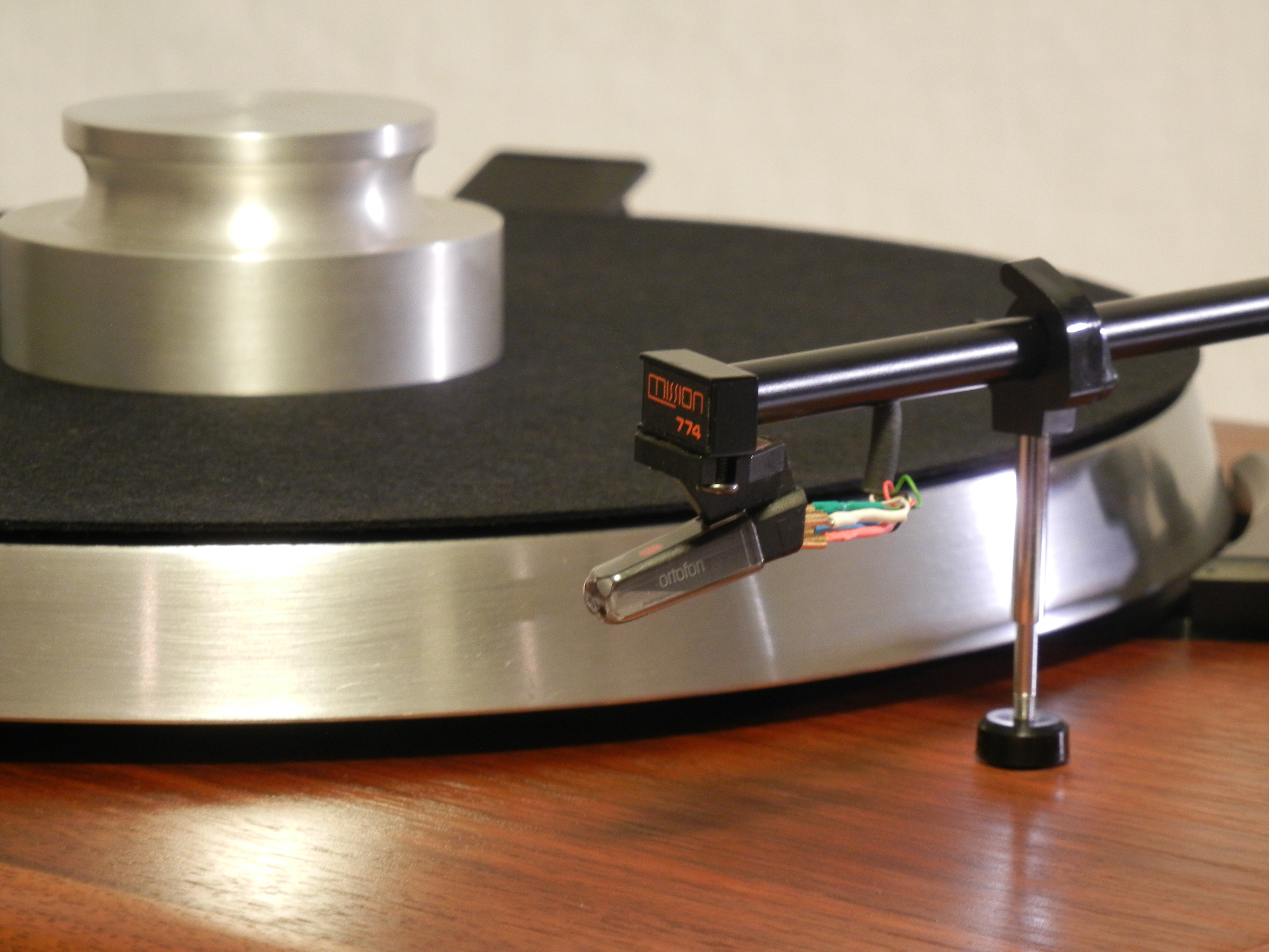 Amazing AR ES1 Turntable, Mission 774 arm, many extras Vinyl Nirvana