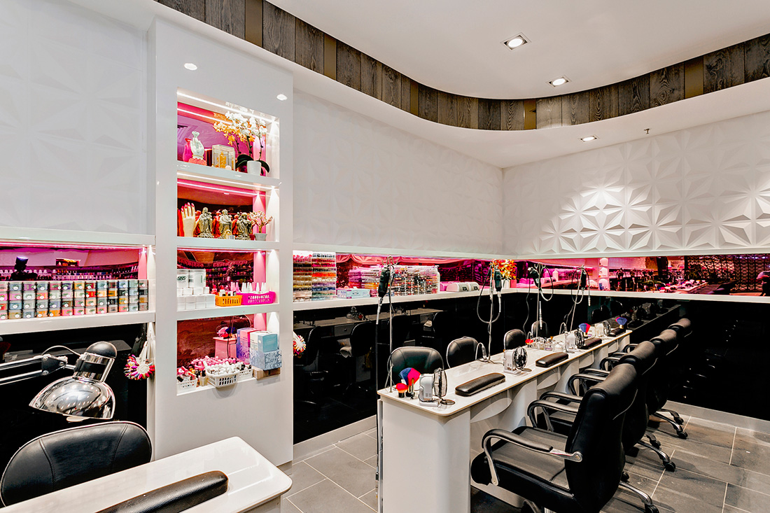 Viola Architecture Hawaii Nails