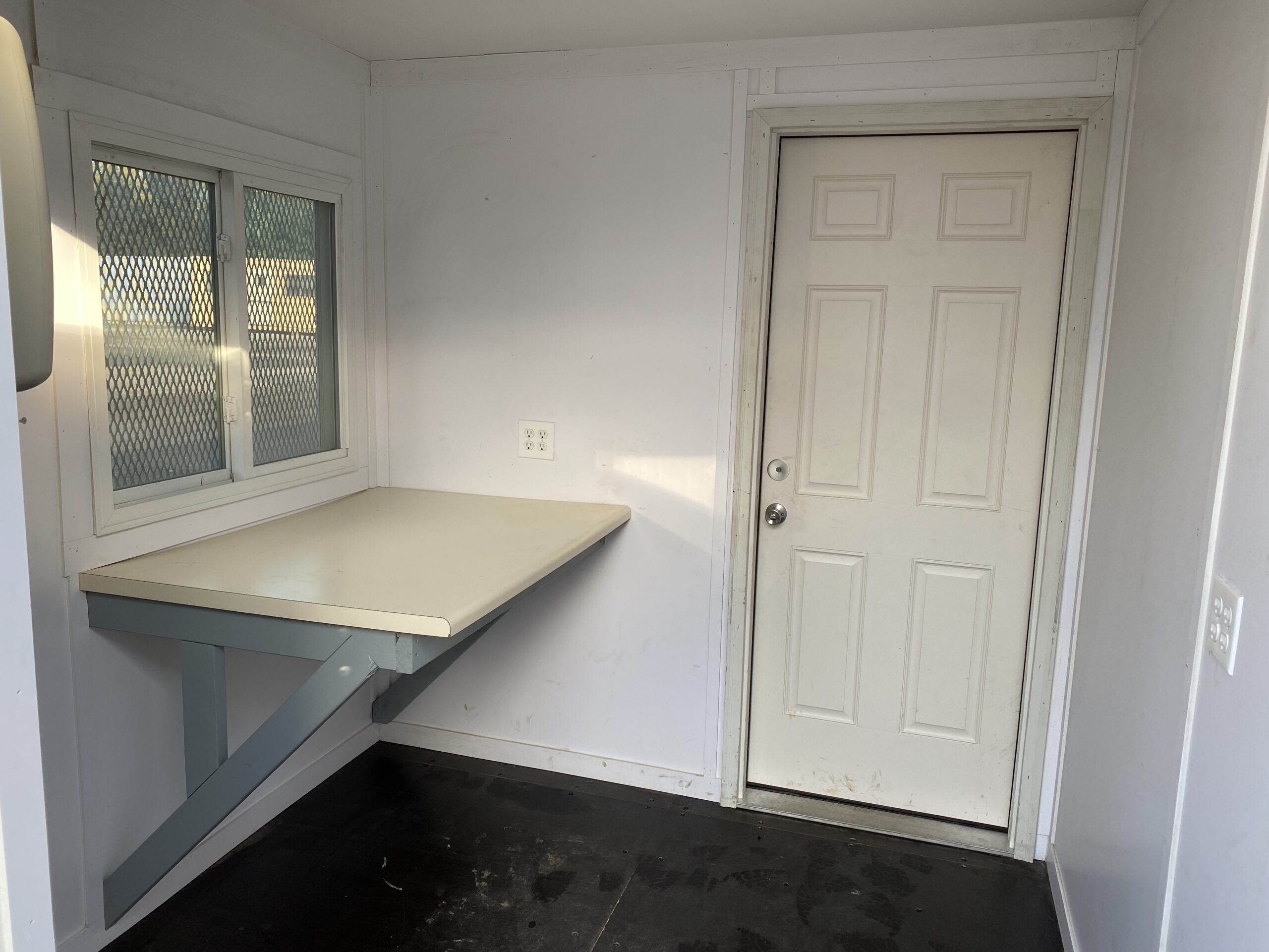 20′ Office/Storage Combo