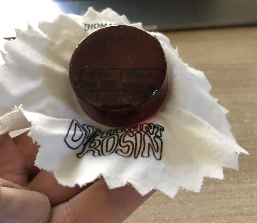 What is Violin Rosin and How to Choose it Violin Trend