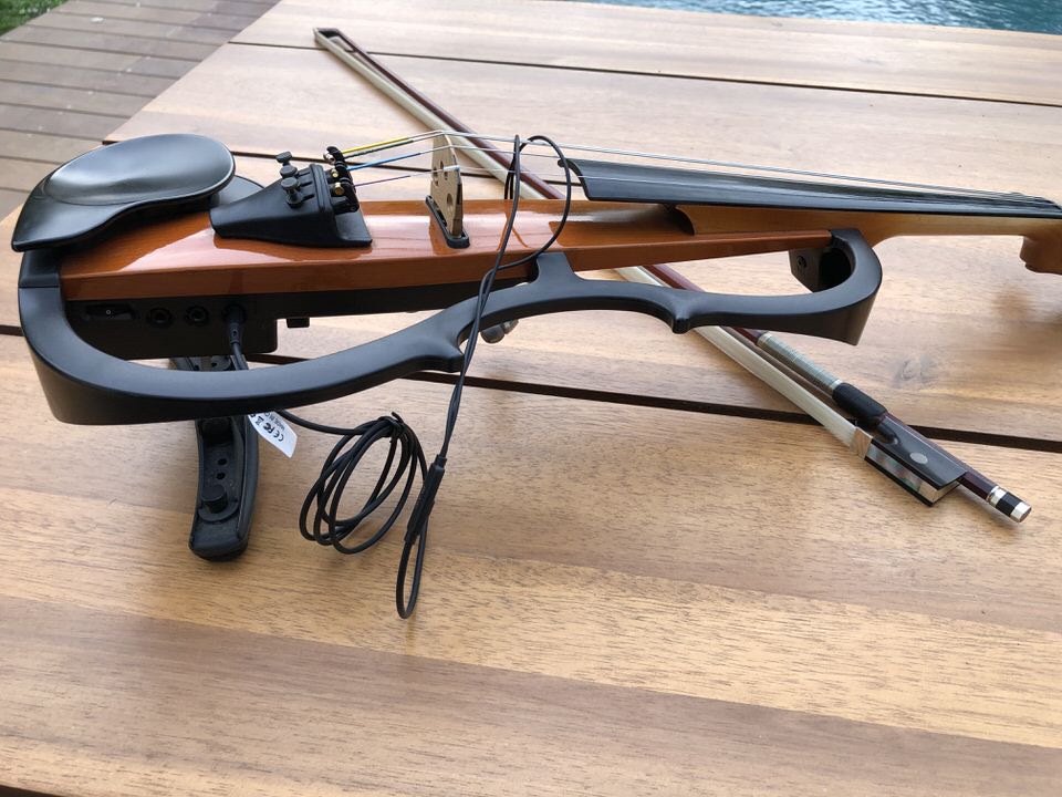 What is an Electric Violin, a Silent Violin? Definitive FAQ Violin Trend