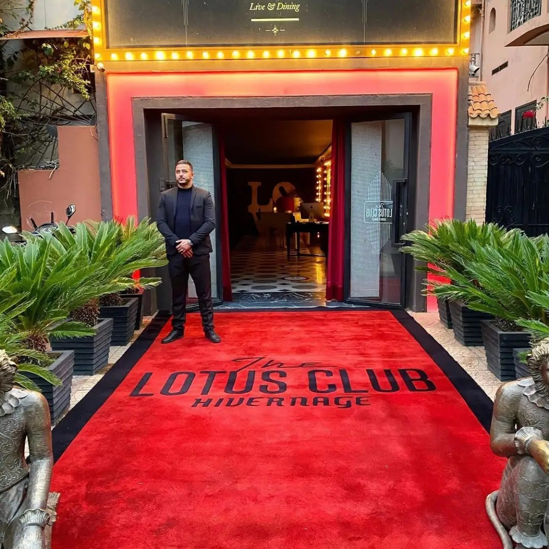 Lotus Club Unreal live shows & a fantastic international menu