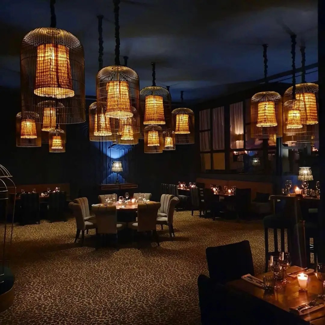 Lotus Club Unreal live shows & a fantastic international menu