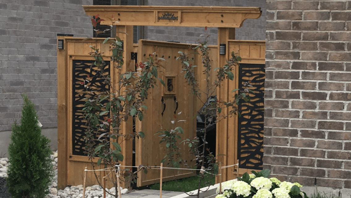Home VIP Fencing Kitchener, Waterloo, Cambridge Fencing Construction