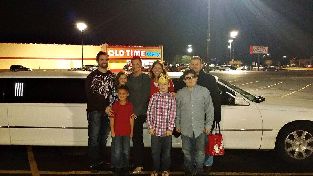 Limo Christmas Light Tour Tulsa Shelly Lighting